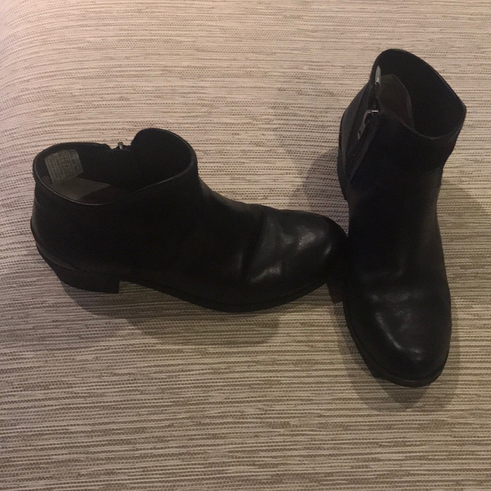 UGG ankle boots